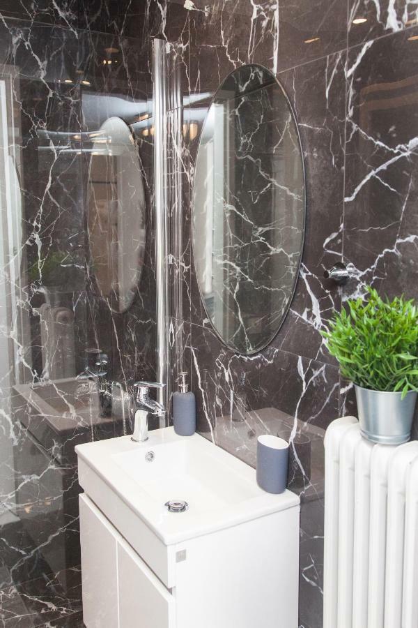 Luxurious Apartment In Athens Downtown Extérieur photo